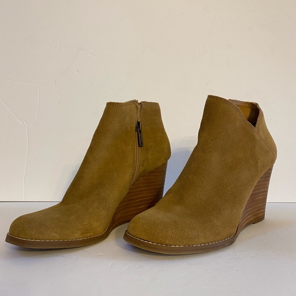 Lucky Brand Tan Suede Wedge Ankle Boot - Picture 1 of 6